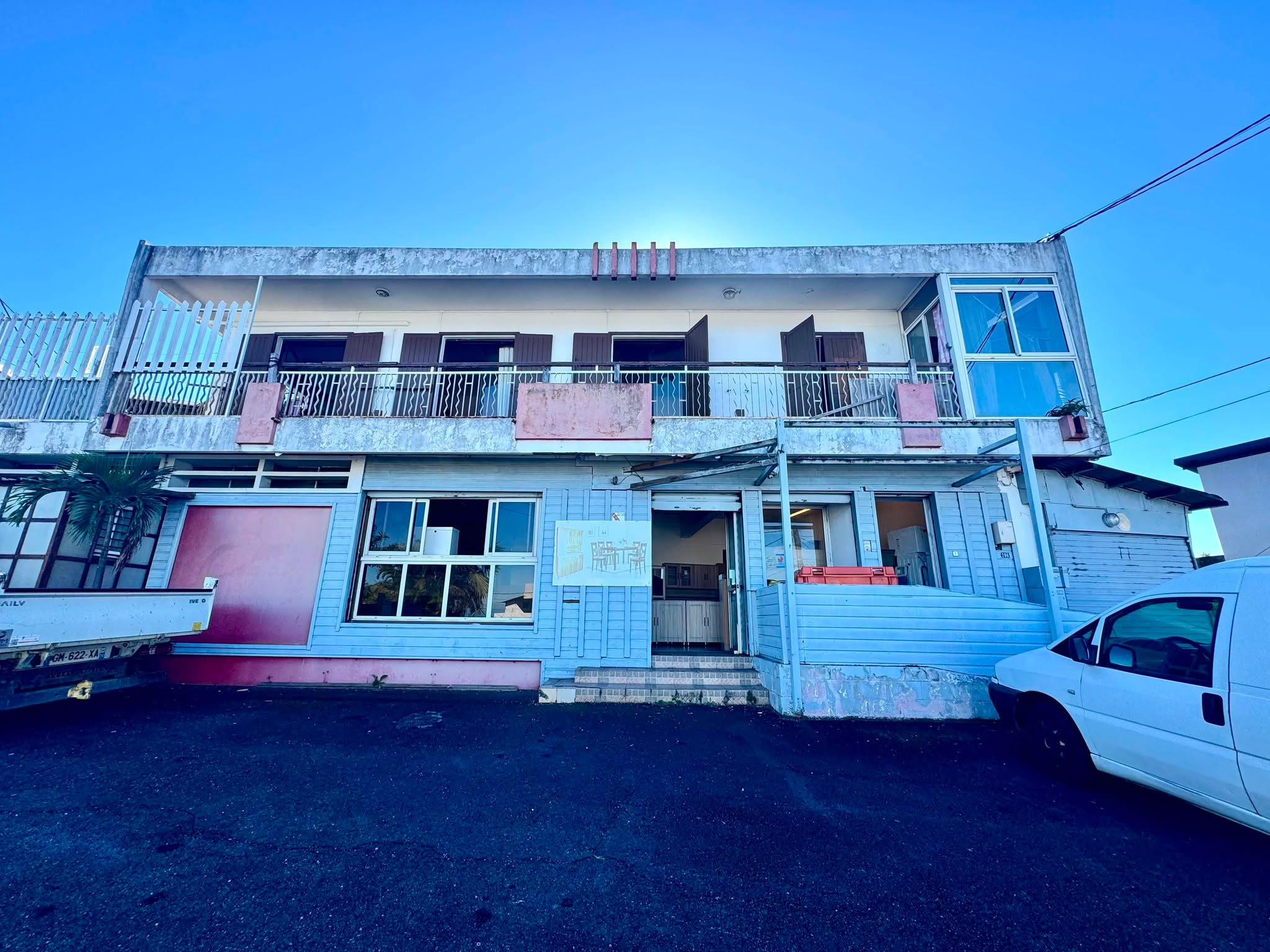 Maison-Villa - Petite-�le